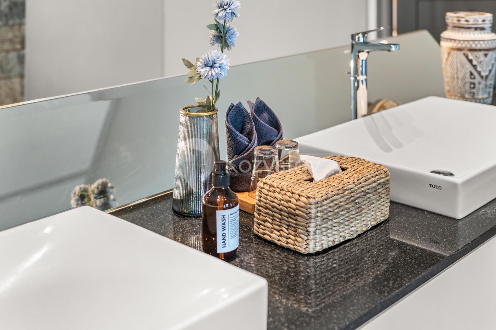 Atelier By Kozystay - Artistic Villa In Sanur ภายนอก รูปภาพ